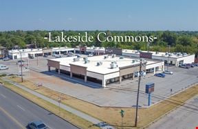Lakeside Commons