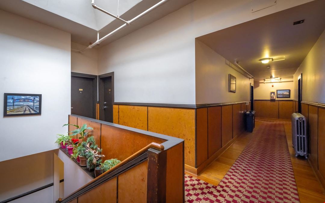 106 West Hastings