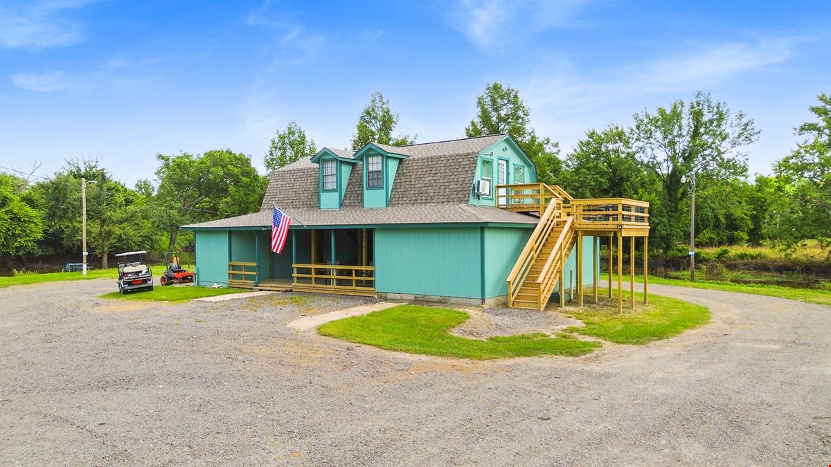 Turnkey Lakefront Recreational Property– Cabins, Sites & Endless Recreation