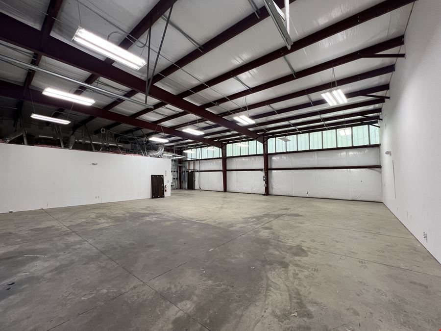 9481 Industrial Center Drive, Unit 5