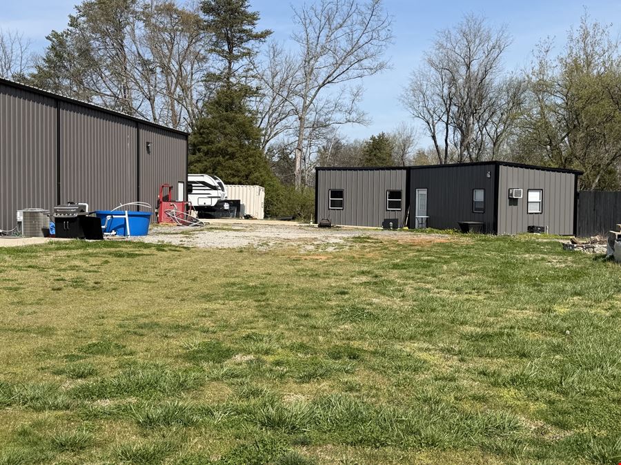 2253 Boyds Creek Highway