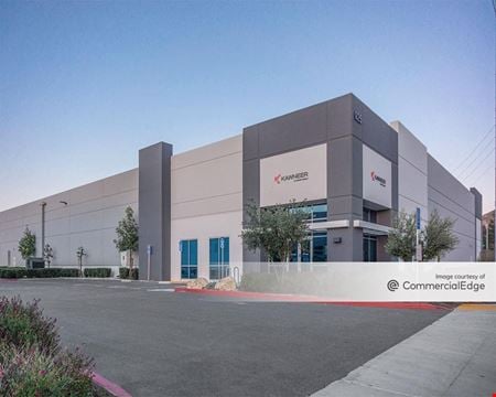 Preview of Industrial space for Rent at 925 Marlborough Avenue