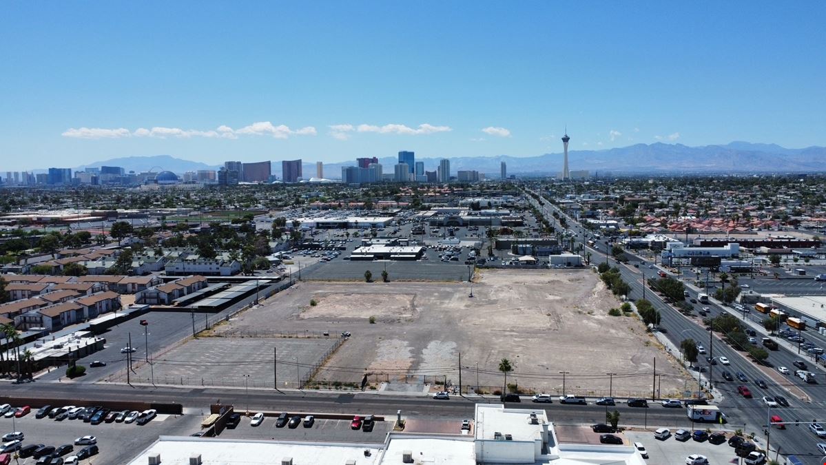 8 Acres of Vacant Land on East Sahara