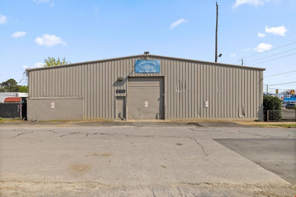 11,450 SF Industrial Flex + 4,700 SF Secured Shop