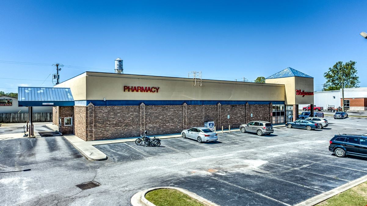 ±9,600 SF Walgreens (Dark)