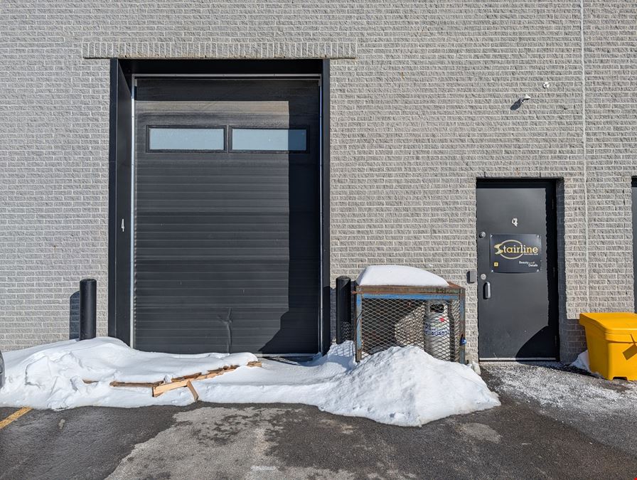 5459 Canotek Road, Unit 4