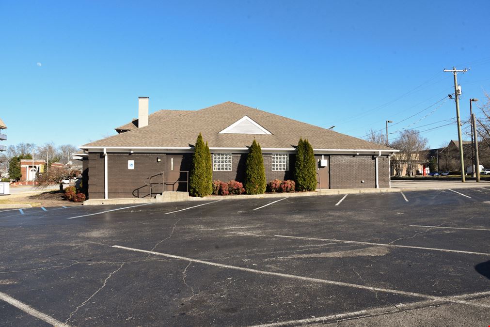 High-End Medical / Executive Office Building