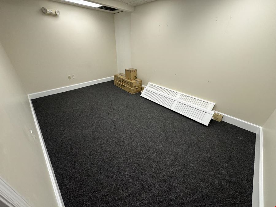 2065 SF Suite 132 Professional and Medical Office Space