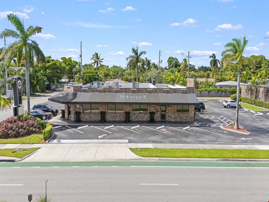 3451 & 3419 N Andrews Ave