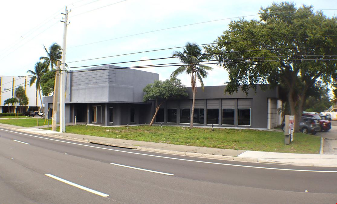 Freestanding Building for Lease 15,250 SQFT