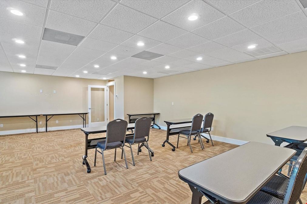 Free Standing Office Building - Tyrone / Seminole 