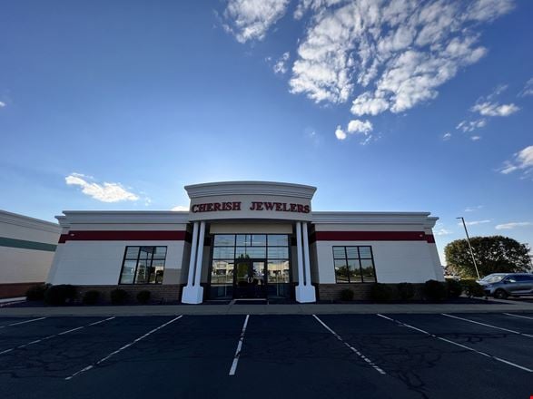 Preview of Retail space for Rent at 944 N Burkhardt Rd