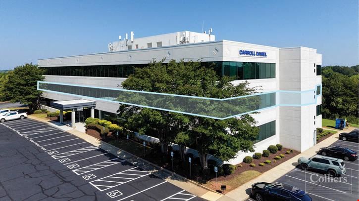 ±25,600-SF Office Suite Conveniently Located off N Pleasantburg Dr