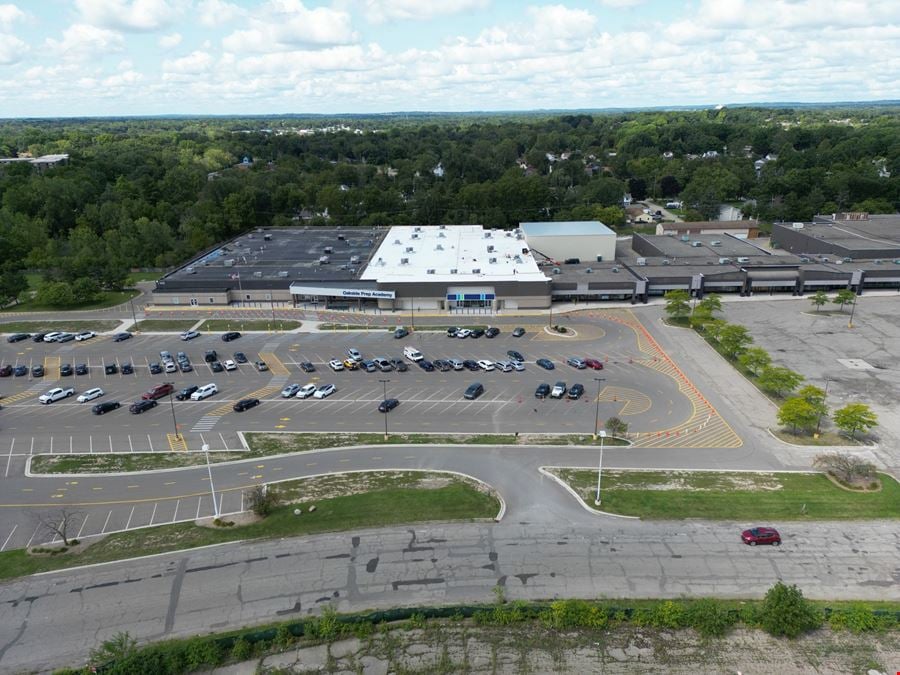 Summit West I & II Shopping Center