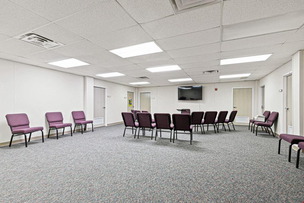 35,000 SF Church & 20,000 SF Youth Center For Sale in Downtown Greenville, TX