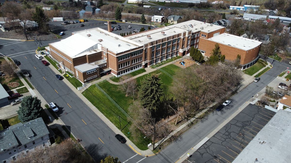 Gladish Community Center