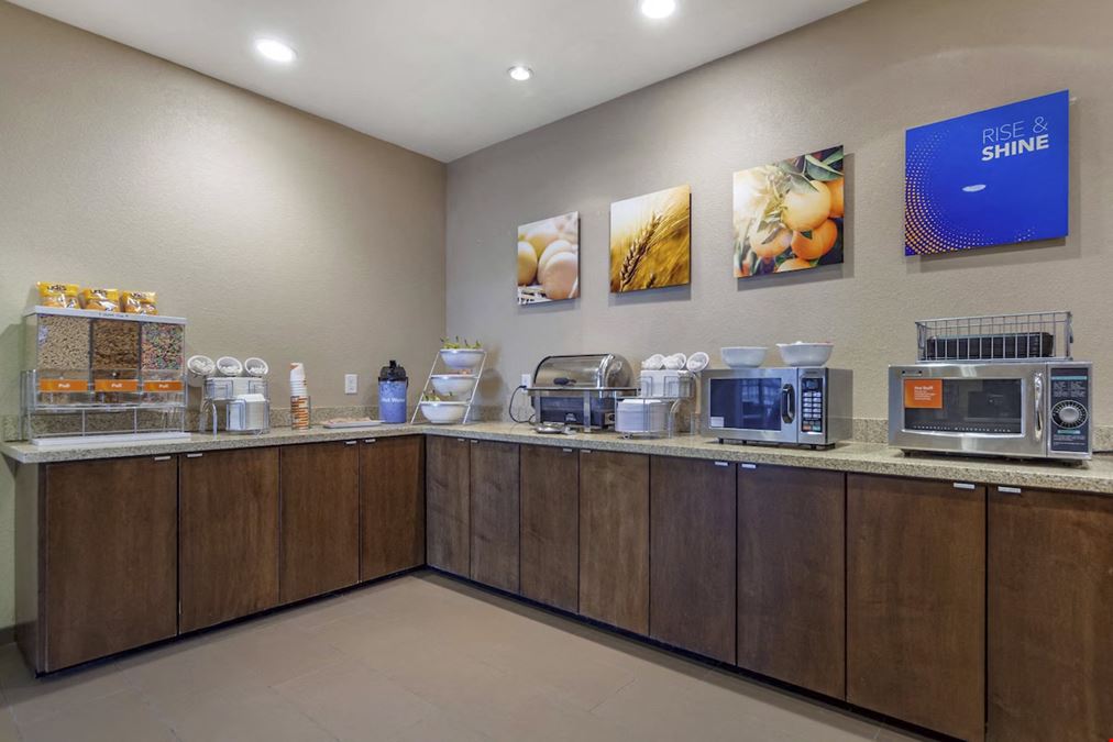 Comfort Inn & Suites Sidney
