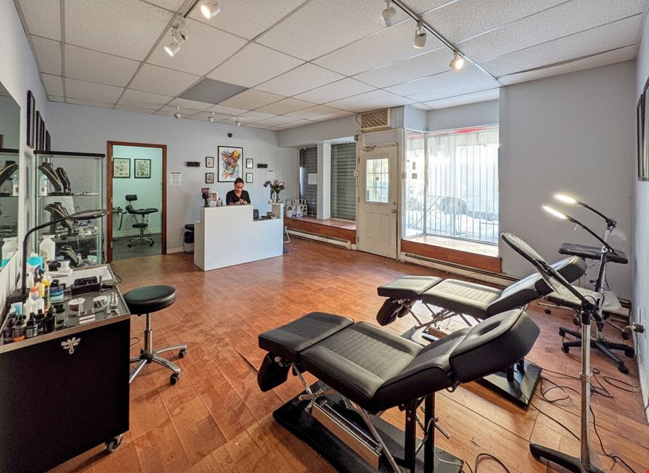 150 - 700 SF | 2318 Avenue D | Vanilla Box Retail Spaces for Lease
