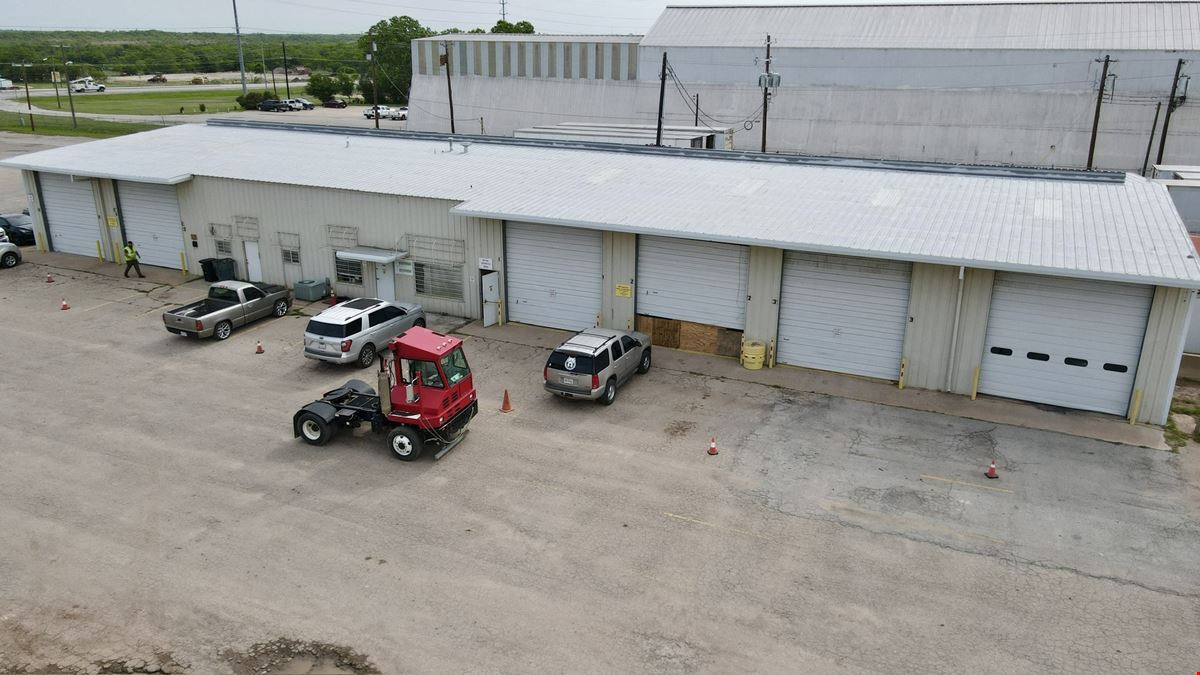 2601 E Highway 80
