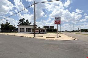 4001 Canyon Dr