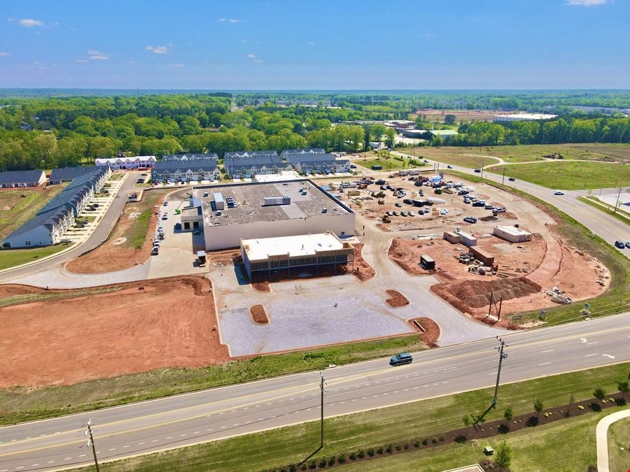 Publix-anchored Shopping Center