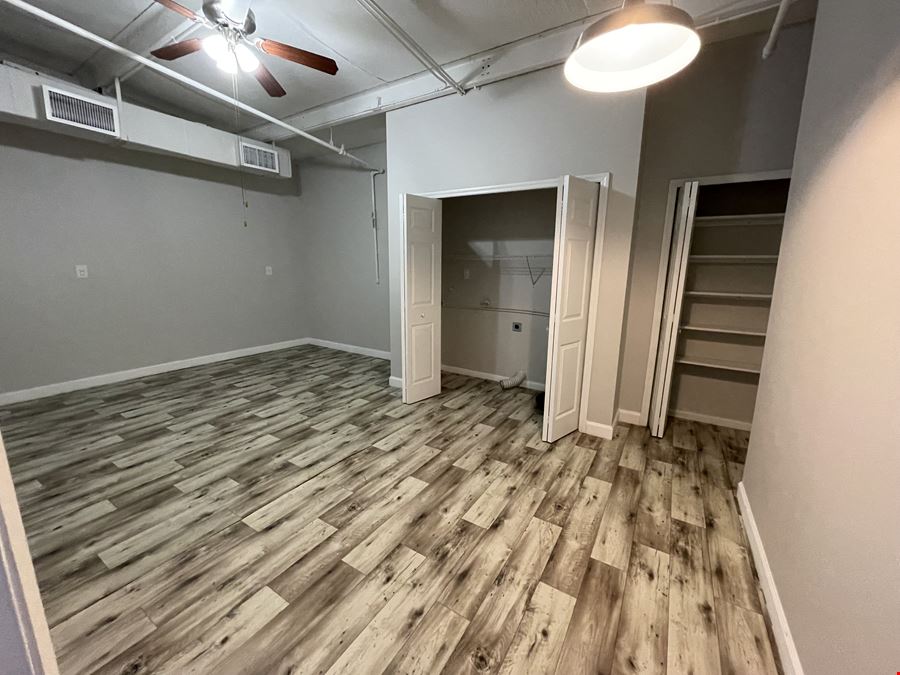 Offices - $450, $650 & $1,900w/ Utilities