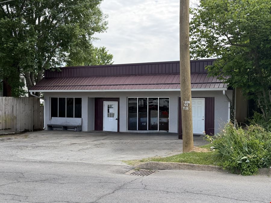 205 S Armstrong Rd