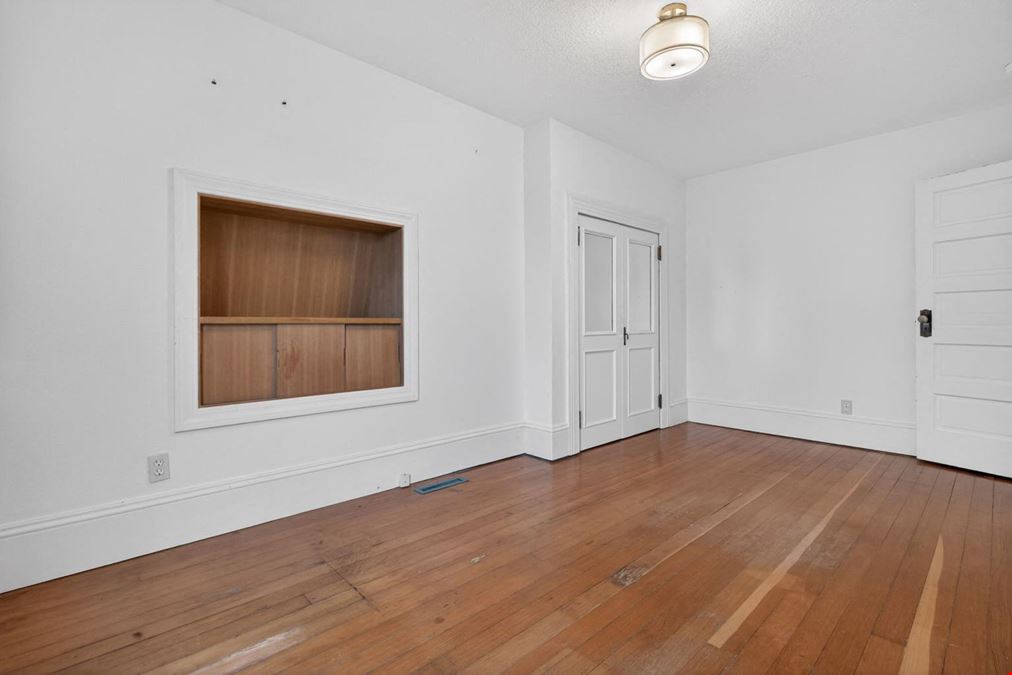 317 NE Sacramento St, Portland, OR 97212