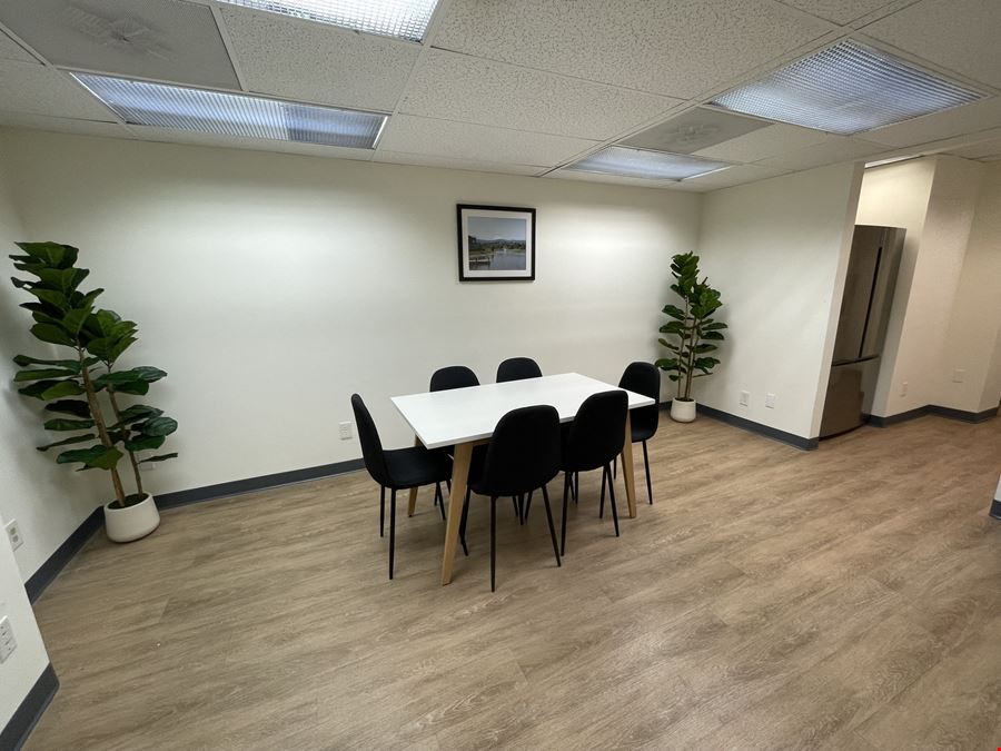 Single Offices - 400N Washington Street