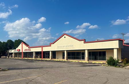 Preview of Retail space for Rent at 7612 N Western Ave