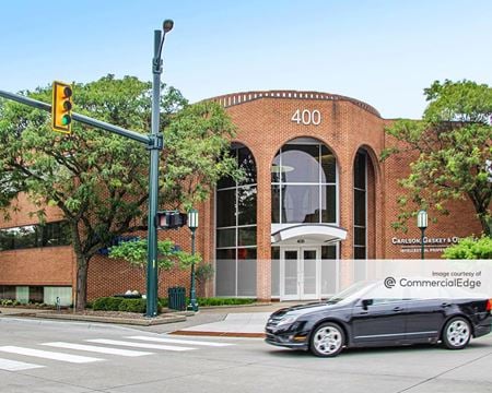 Preview of commercial space at 400 West Maple Road