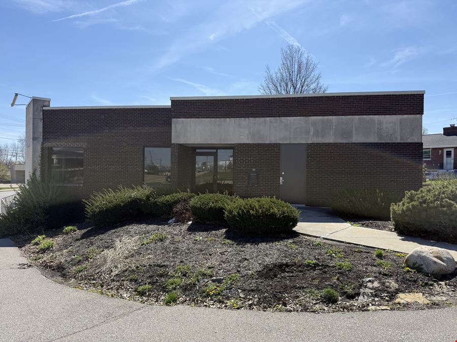 6890 Dixie Hwy