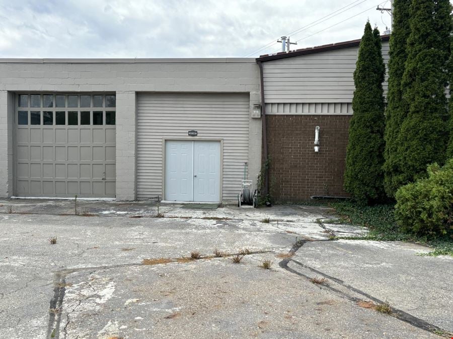 Lansing Industrial Building 