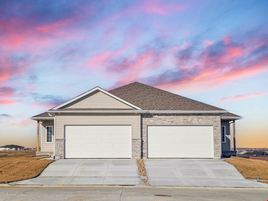 Edgewater Townhomes