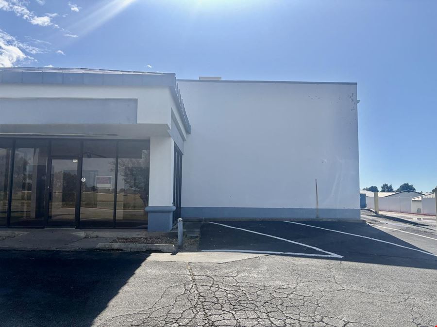 1201-1227 N Santa Fe Ave