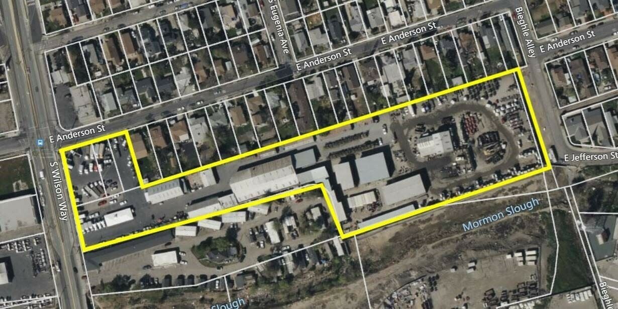 1016 S. Wilson Way