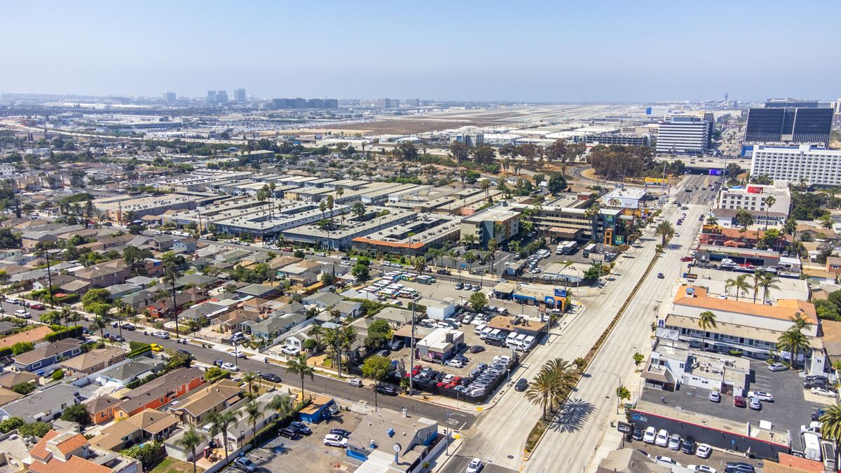 4840 W Century Blvd