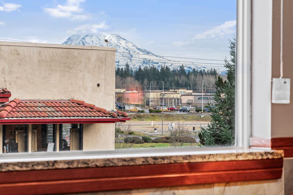 SilverRock Executive Suites