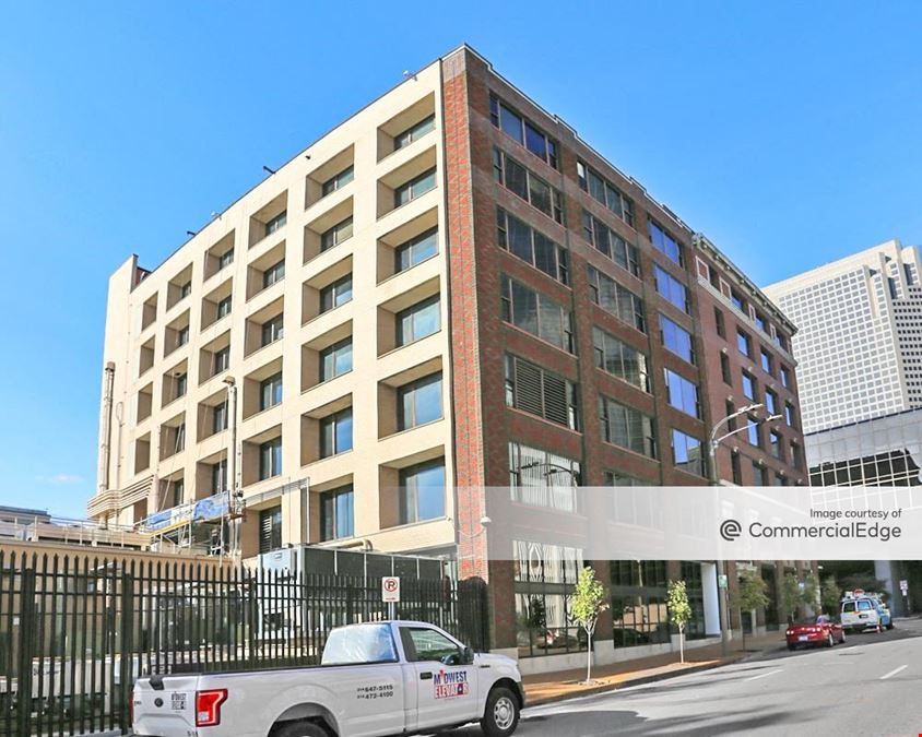900 Walnut Street