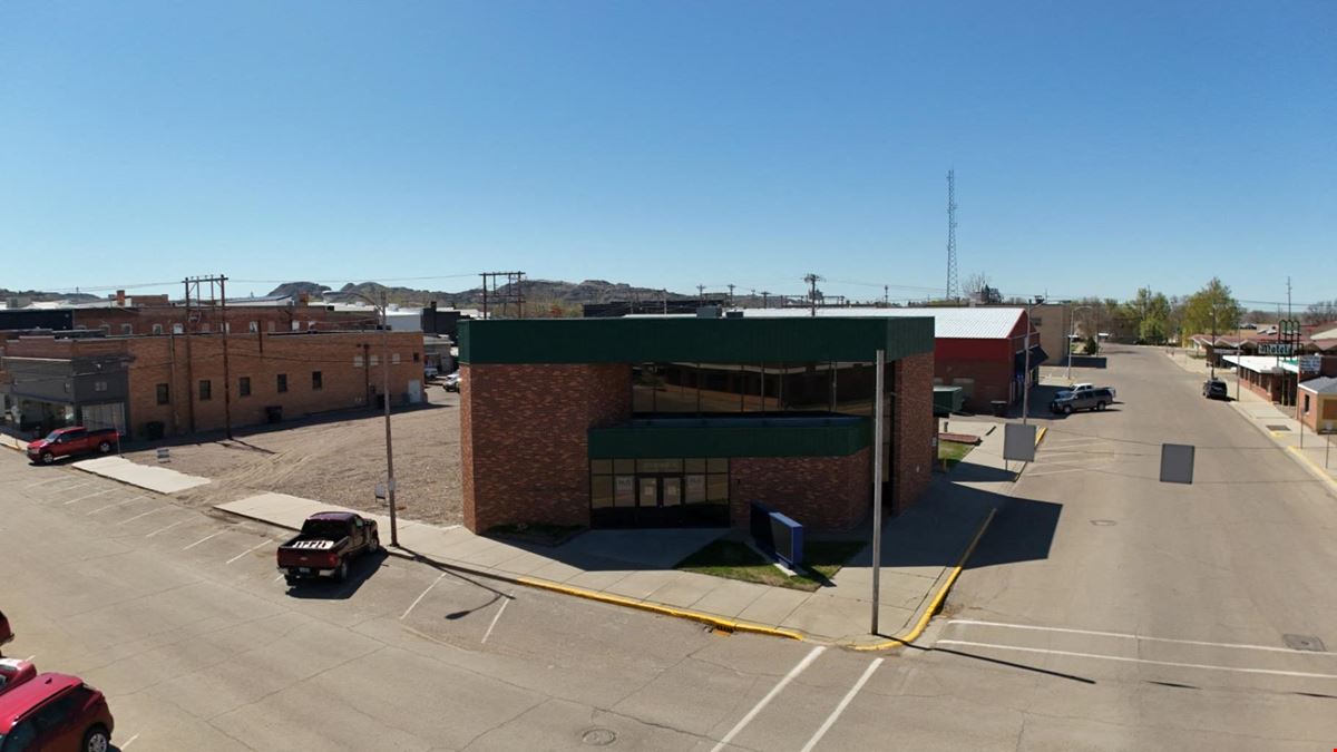 $1 Reserve | Former US Bank Branch w/ Drive-Thru