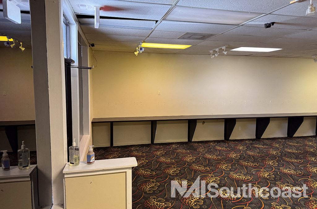 ±1,117 SF Retail Space - Hutchinson Island Shops