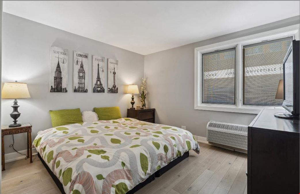 Chicago Airbnb / Development Opportunity