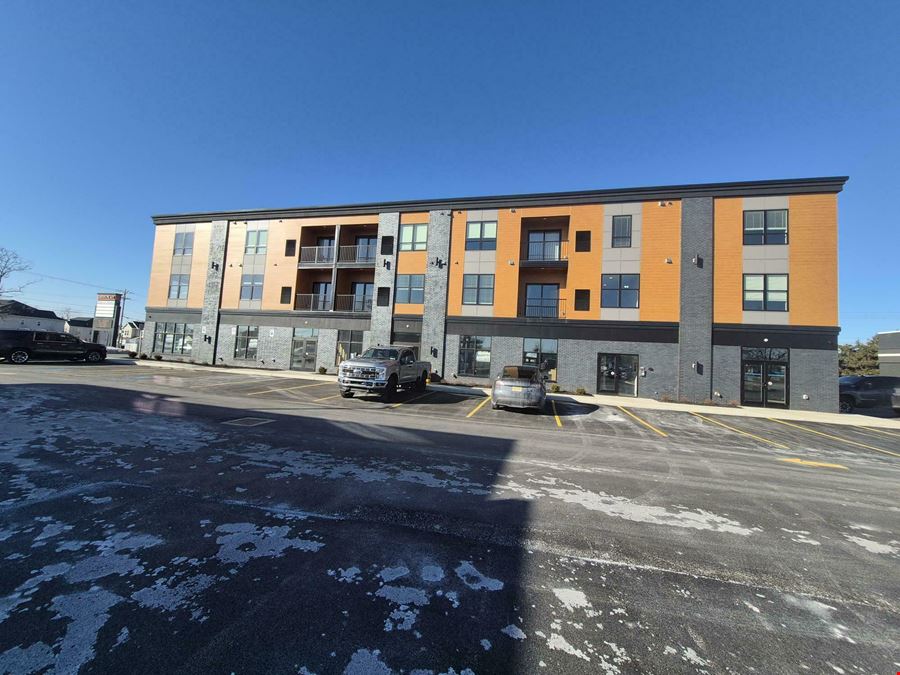 4781 Transit Rd - Theo's Place - 3 Mix-Use Spaces Available