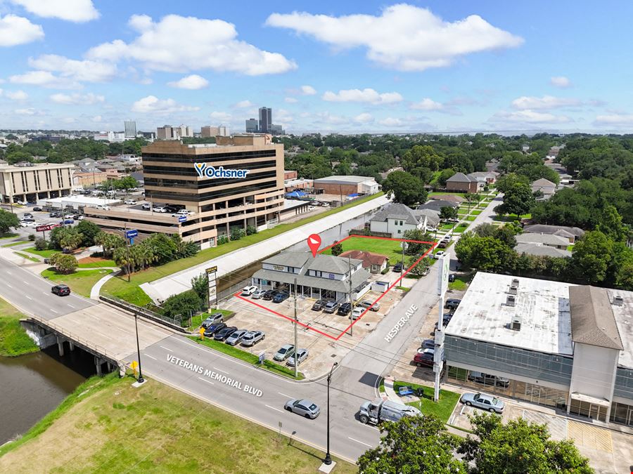 Corner Retail Redevelopment Opportunity on Veterans Memorial Blvd