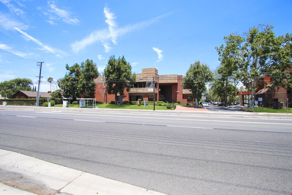Office Space For Lease in Tustin
