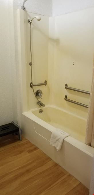 Fairbridge Inn Express - London, OH