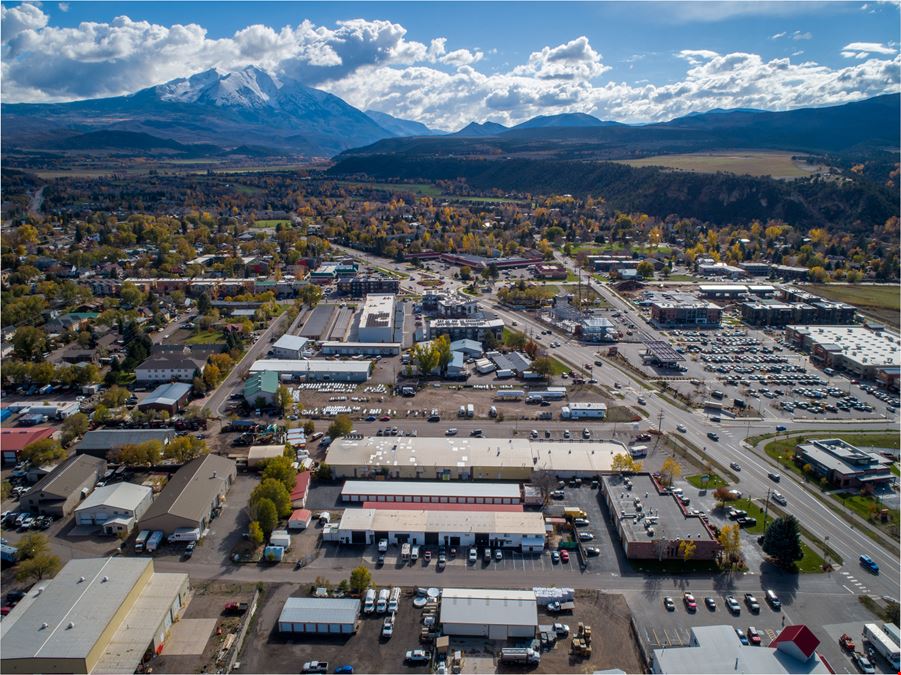 813-826 Colorado 133