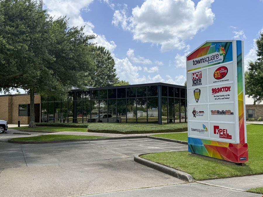 Long Term Net Leased Office Building