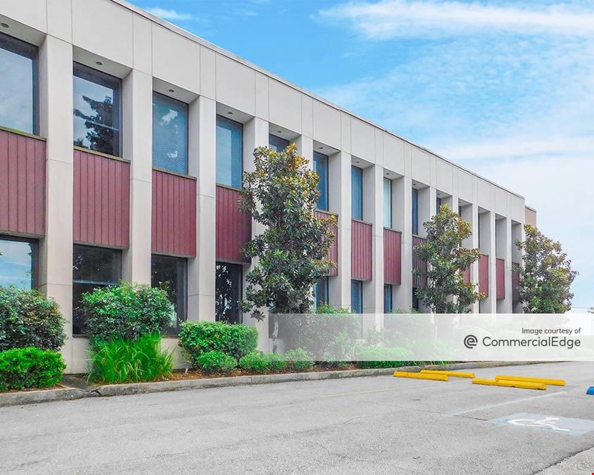 4300 South Interstate 10 Service Road West