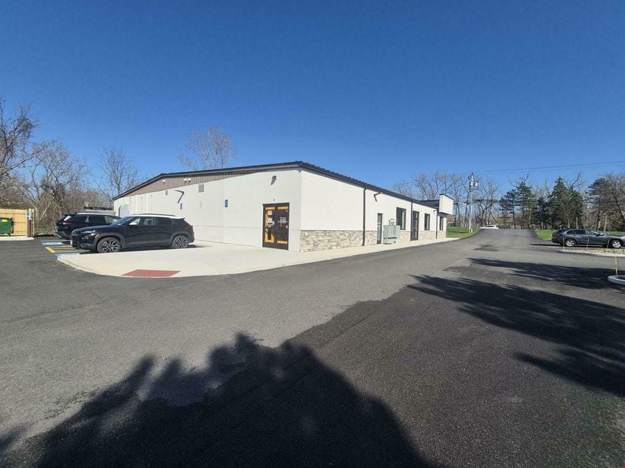 3310 Southwestern Blvd -  1,986+/- SF Retail Opportunity